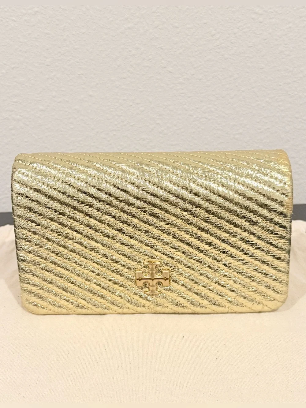 ✨ Tory Burch Kira Metallic Moto Gold Quilted Chain Clutch Wallet Crossbody Bag